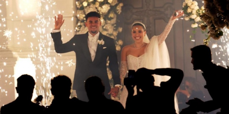 婚前已生兩孩??路易斯-迪亞斯和女友結婚，自2016年就開始交往