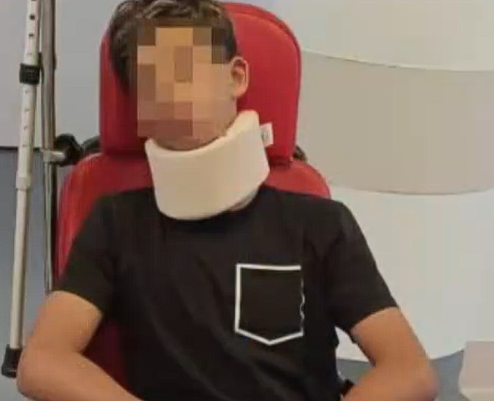毆打對手&賽后被沖場成年人打！意大利13歲門將被禁賽一年