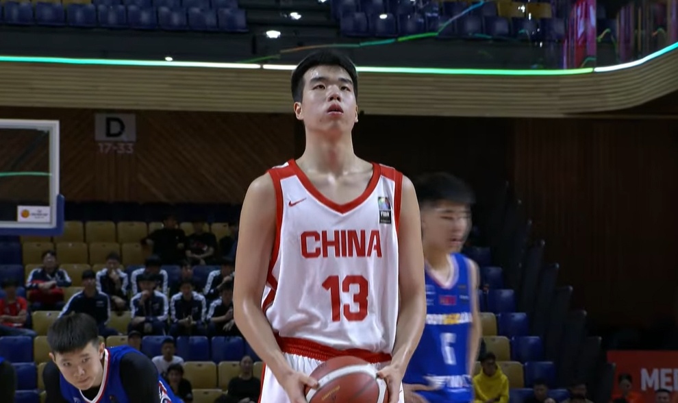 獨木難支！張懿趙杰35分鐘11中5拿到全隊最高13分外加5板2斷
