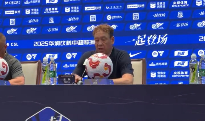 斯盧茨基：很難評價這么多個人失誤，要進5、6、7個才能贏球嗎？