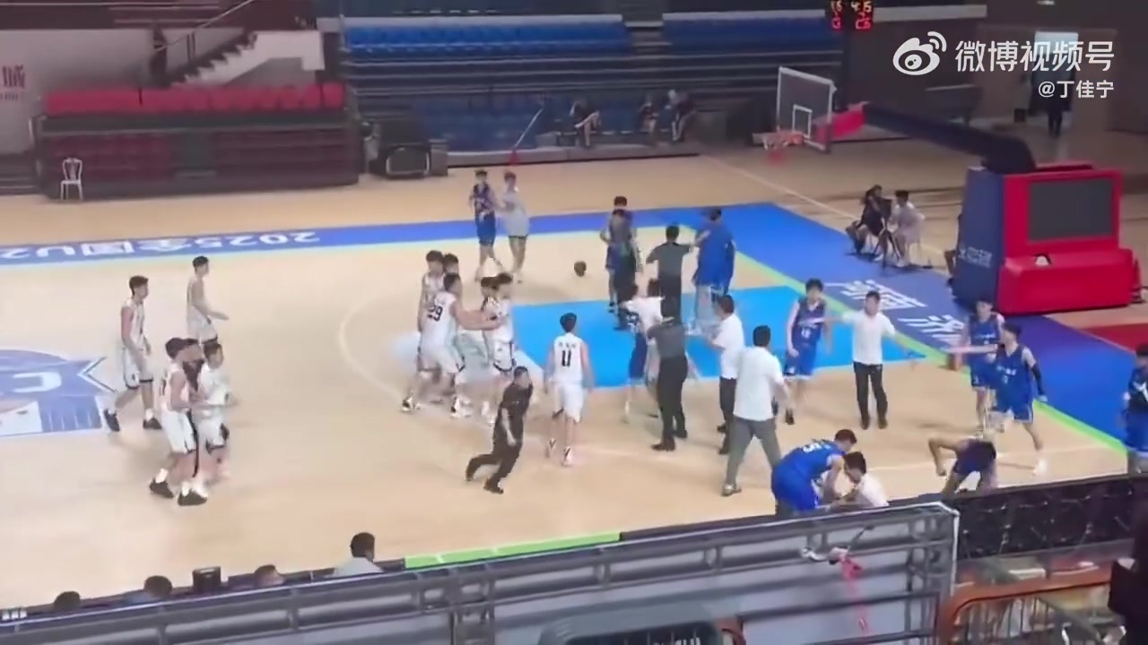 媒體人：彭泓森結束8場禁賽 他代表濟南體校出戰全國傳統校比賽